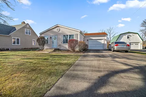418 S Second St, Peotone, IL 60468