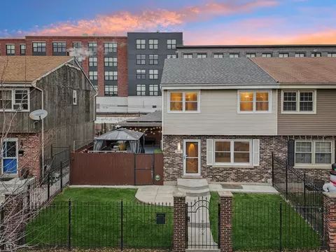 2505 N Linden Pl, Chicago, IL 60647