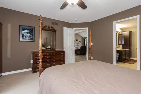 314 Fieldcrest Ct, Normal, IL 61761 photo 12