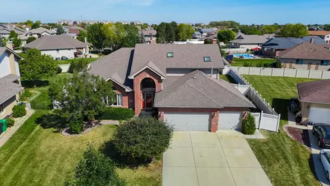 7842 Lakeside Dr, Tinley Park, IL 60487