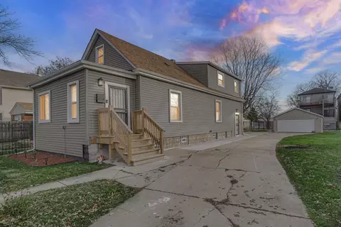 1323 W 108th Pl, Chicago, IL 60643