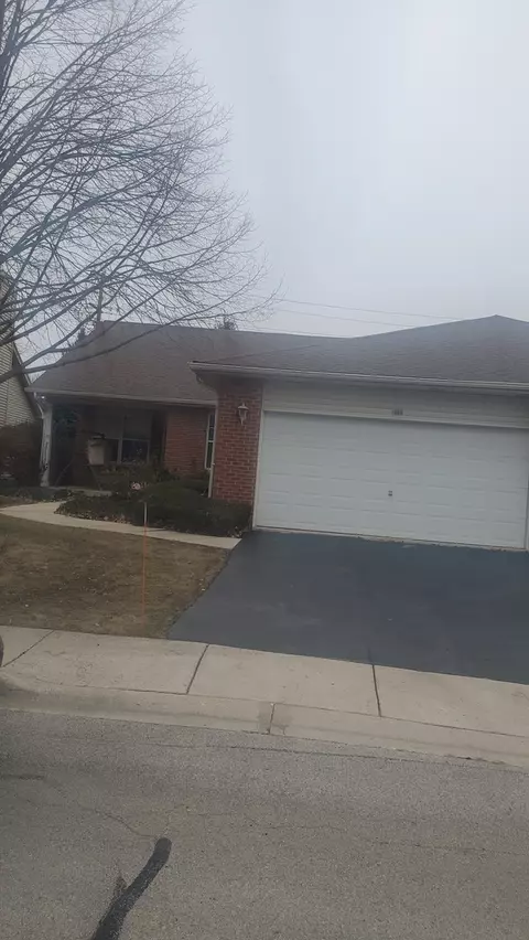 1009 Mikasa Ct, Joliet, IL 60431