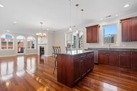 1019 W Monroe St #4E, Chicago, IL 60607 photo 13