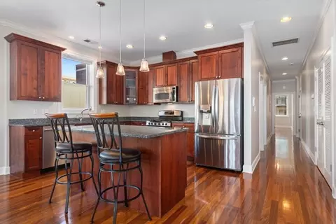 1019 W Monroe St #4E, Chicago, IL 60607 photo 9