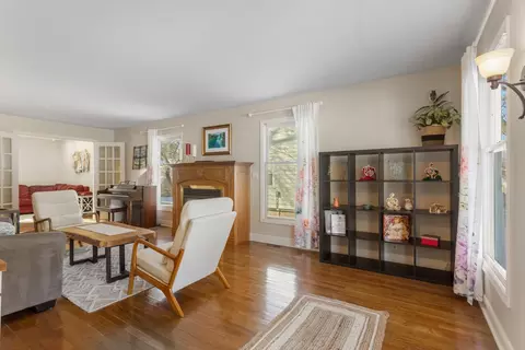 1009 W Springfield Ave, Champaign, IL 61821 photo 5