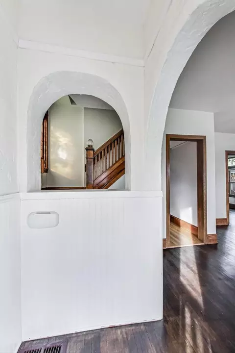 4818 W Warner Ave, Chicago, IL 60641 photo 15