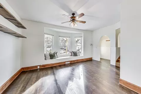 4818 W Warner Ave, Chicago, IL 60641 photo 5