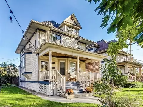 4818 W Warner Ave, Chicago, IL 60641 photo 3