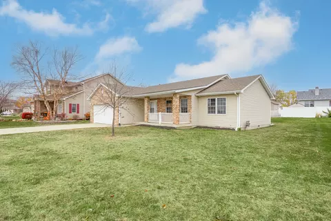 590 Highpoint Cir N, Bourbonnais, IL 60914
