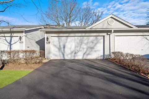 429 Hazelwood Ter, Buffalo Grove, IL 60089