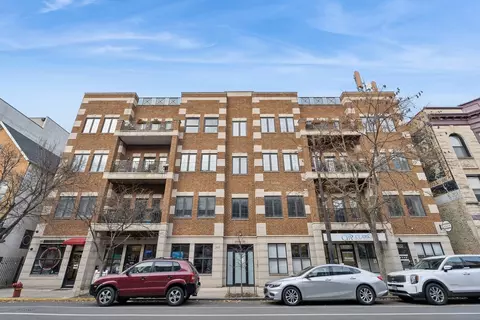 2130 W Belmont Ave #4D, Chicago, IL 60618
