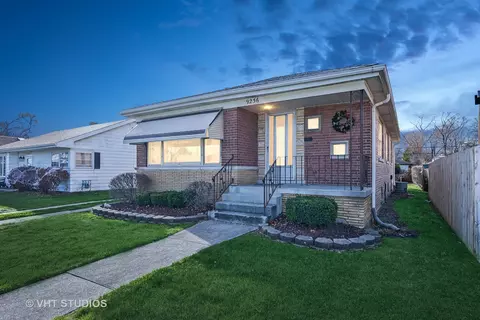 9236 Massasoit Ave, Oak Lawn, IL 60453