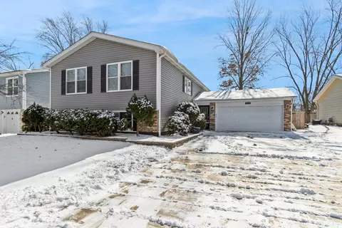 543 Cottonwood Cir, Bolingbrook, IL 60440