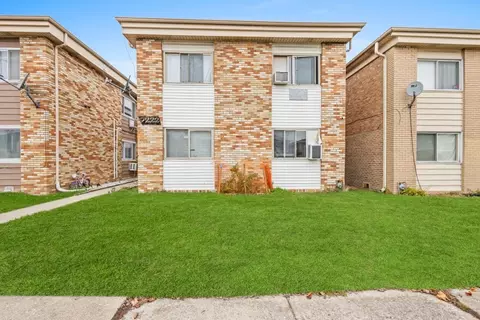 7222 Park Ave, Summit, IL 60501