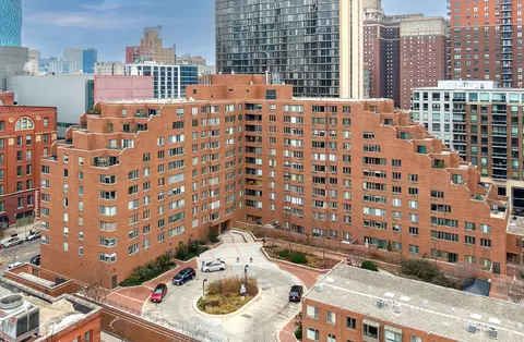 801 S Plymouth Ct #315, Chicago, IL 60605