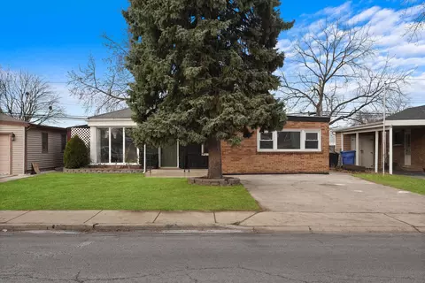 4660 W 83rd St, Chicago, IL 60652