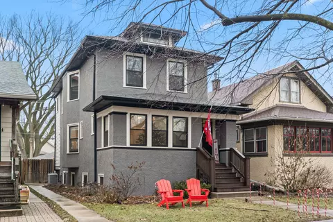 1115 Clinton Ave, Oak Park, IL 60304
