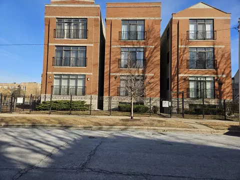 4245 S Vincennes Ave #3, Chicago, IL 60653