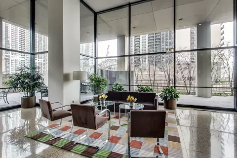 Living - 360 E Randolph St #2805-2806, Chicago, IL 60601 photo 4 of 6