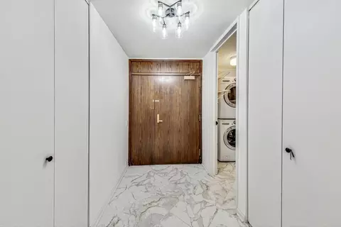 Entry Way - 360 E Randolph St #2805-2806, Chicago, IL 60601 photo 1 of 1