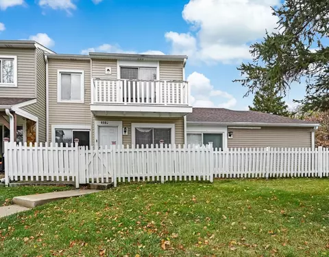 4565 Provincetown Dr, Country Club Hills, IL 60478