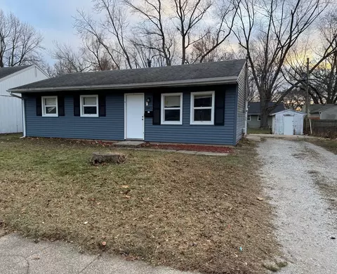 2607 E High St, Urbana, IL 61802