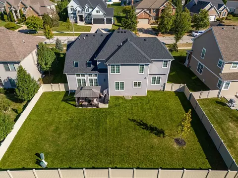 16510 S Mueller Cir, Plainfield, IL 60586 photo 42