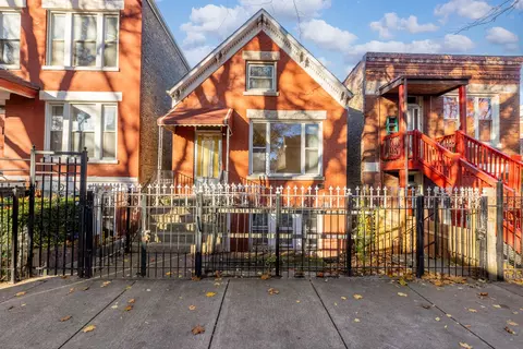 2618 W 23rd Pl, Chicago, IL 60608