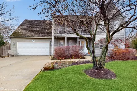 4672 Providence Rd, Gurnee, IL 60031
