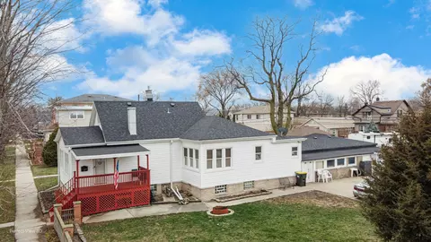6245 Birmingham St, Chicago Ridge, IL 60415