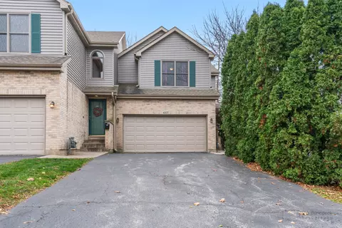 435 Park Ave, Cary, IL 60013
