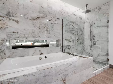 Bath - 363 E Wacker Dr #2003, Chicago, IL 60601 photo 2 of 5