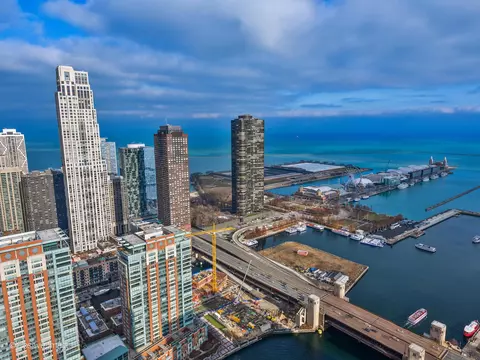 View/Area - 363 E Wacker Dr #2003, Chicago, IL 60601 photo 4 of 5