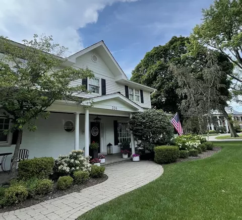 326 N Monroe St, Hinsdale, IL 60521