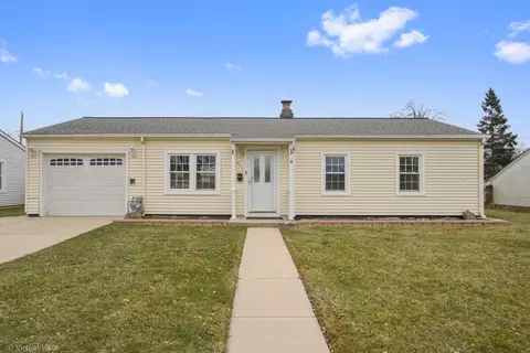511 Camden Ave, Romeoville, IL 60446