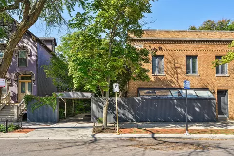 1728 N North Park Ave, Chicago, IL 60614