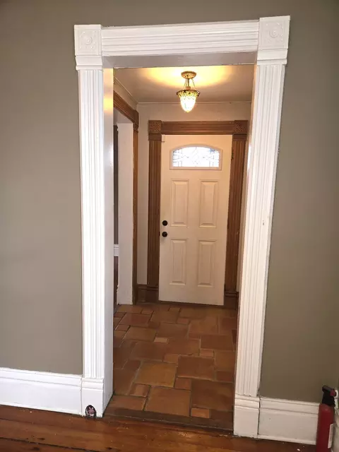 Entry Way - 1134 Ruby St, Belvidere, IL 61008 photo 1 of 2