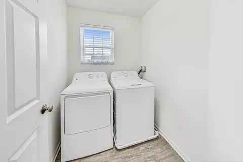 921 Sharp Dr, Plano, IL 60545 photo 34