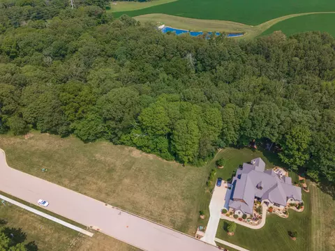 23 Timber Wolf Dr, Morton, IL 61550 photo 1