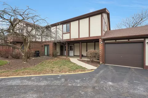 420 Brandy Dr #A, Crystal Lake, IL 60014