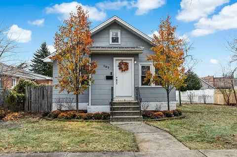 137 N Lincoln St, Westmont, IL 60559