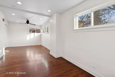 Living - 601 Long Rd, Glenview, IL 60025 photo 5 of 5