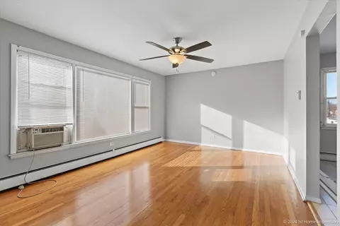 Living - 256 E 148th St, Harvey, IL 60426 photo 1 of 3