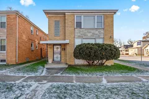 256 E 148th St, Harvey, IL 60426