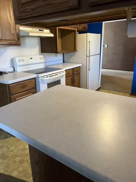 2738 Deer Path Trl, Freeport, IL 61032 photo 11