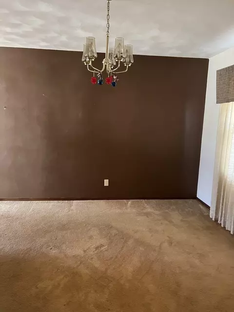2738 Deer Path Trl, Freeport, IL 61032 photo 10