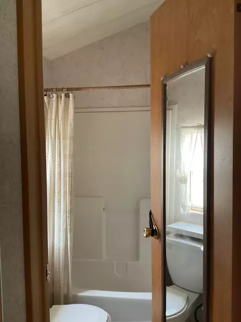 253 Misty Rdg, Lakemoor, IL 60051 photo 4