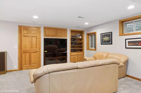 2708 Fox River Ln, Naperville, IL 60565 photo 21