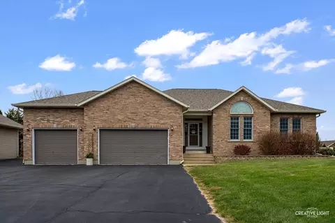 2375 N 4060th Rd, Sheridan, IL 60551