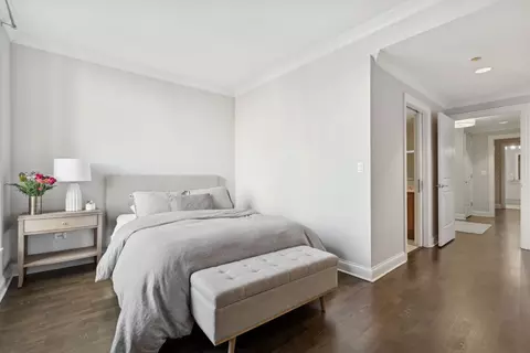 Bedroom - 10 E Delaware Pl #16E, Chicago, IL 60611 photo 3 of 4